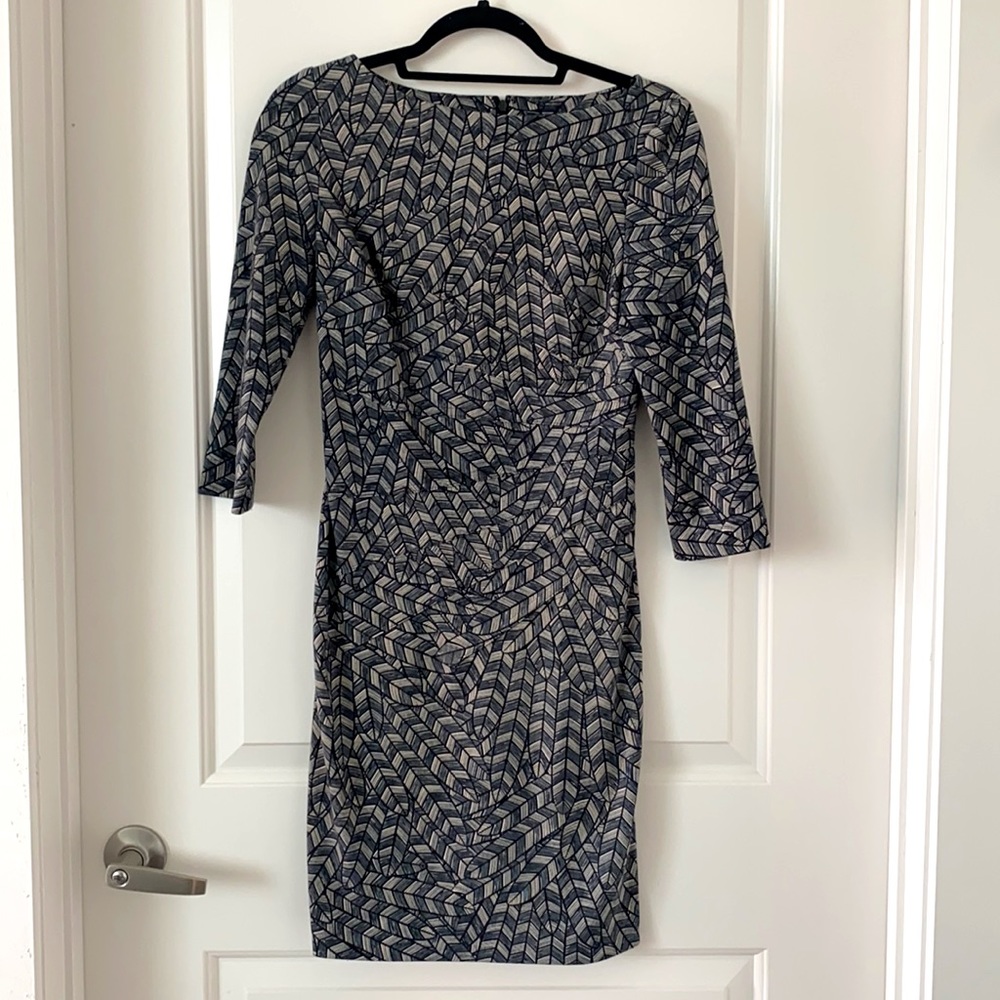 Jessica Simpson Geometric feather dress